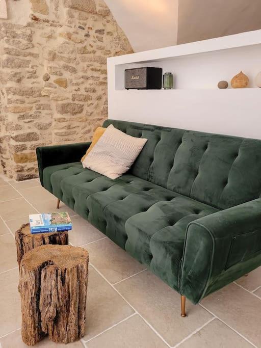 Studio Spacieux De Caractere Montaren-et-Saint-Médiers Extérieur photo